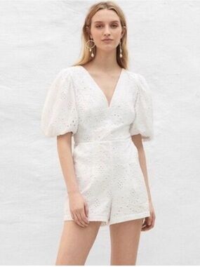 Express White Eyelet V-Neck Romper with Puff Sleeves